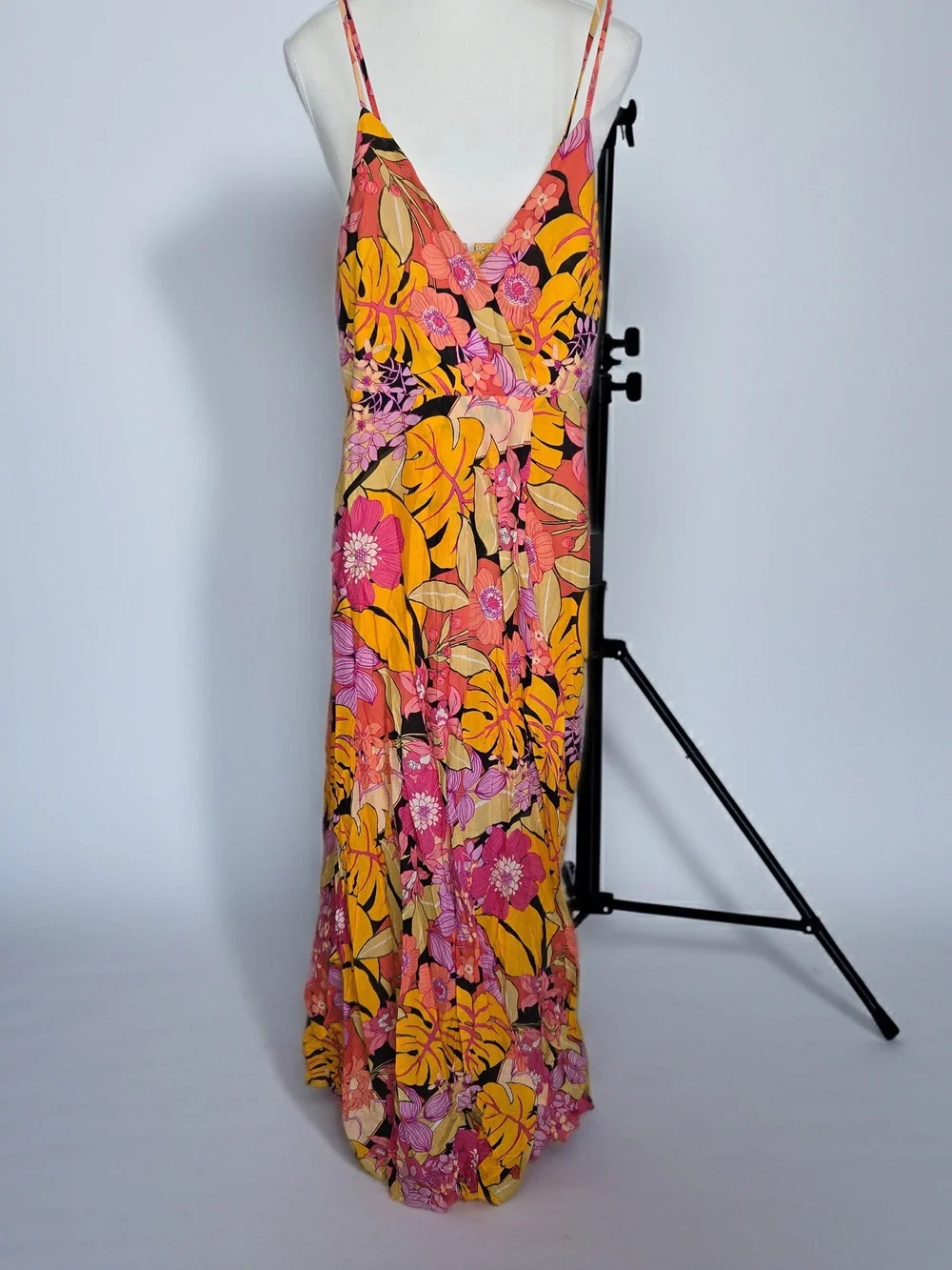 NWT Lulu's Vibrant Tropical Floral Island Dress Yellow Pink & Orange Womens XS